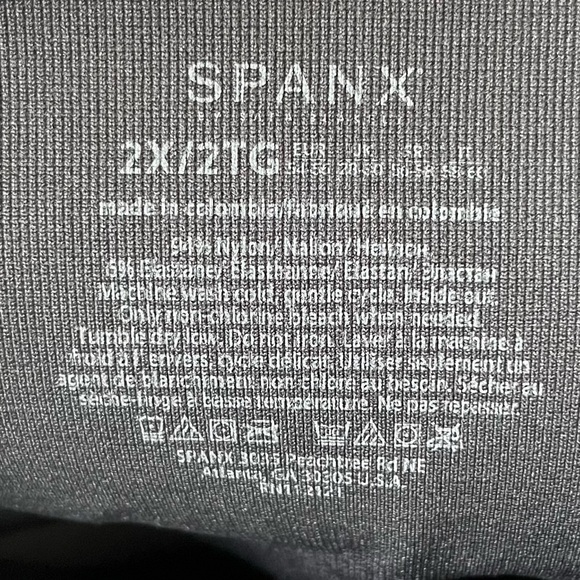 SPANX Camo Look at Me Now Seamless Cropped Leggings - Picture 13 of 15